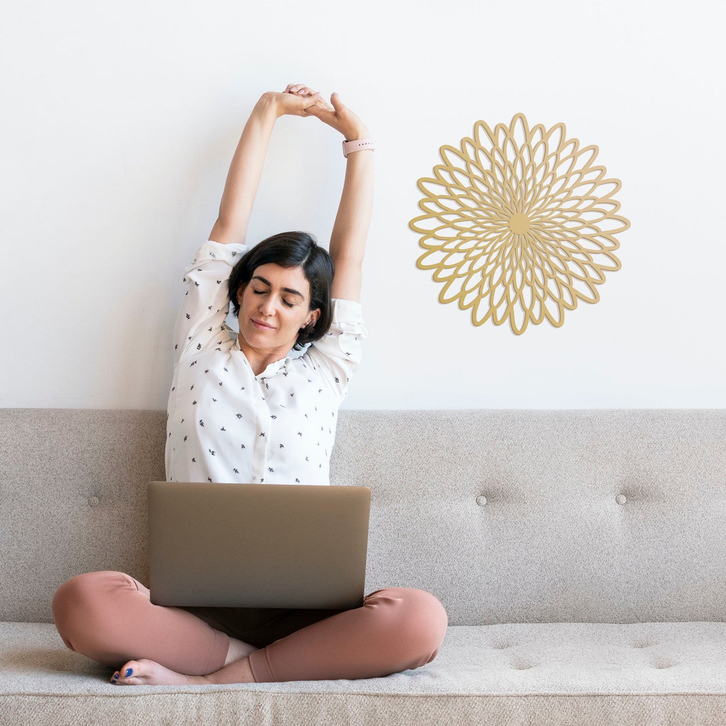 Gold Wall Decor, Flower Metal Wall Art, Large Wall Art, Daisy Wall Art, Mandala Decor, Bed-Top Decor, Modern Living Room Decor - BlackIvyCraft