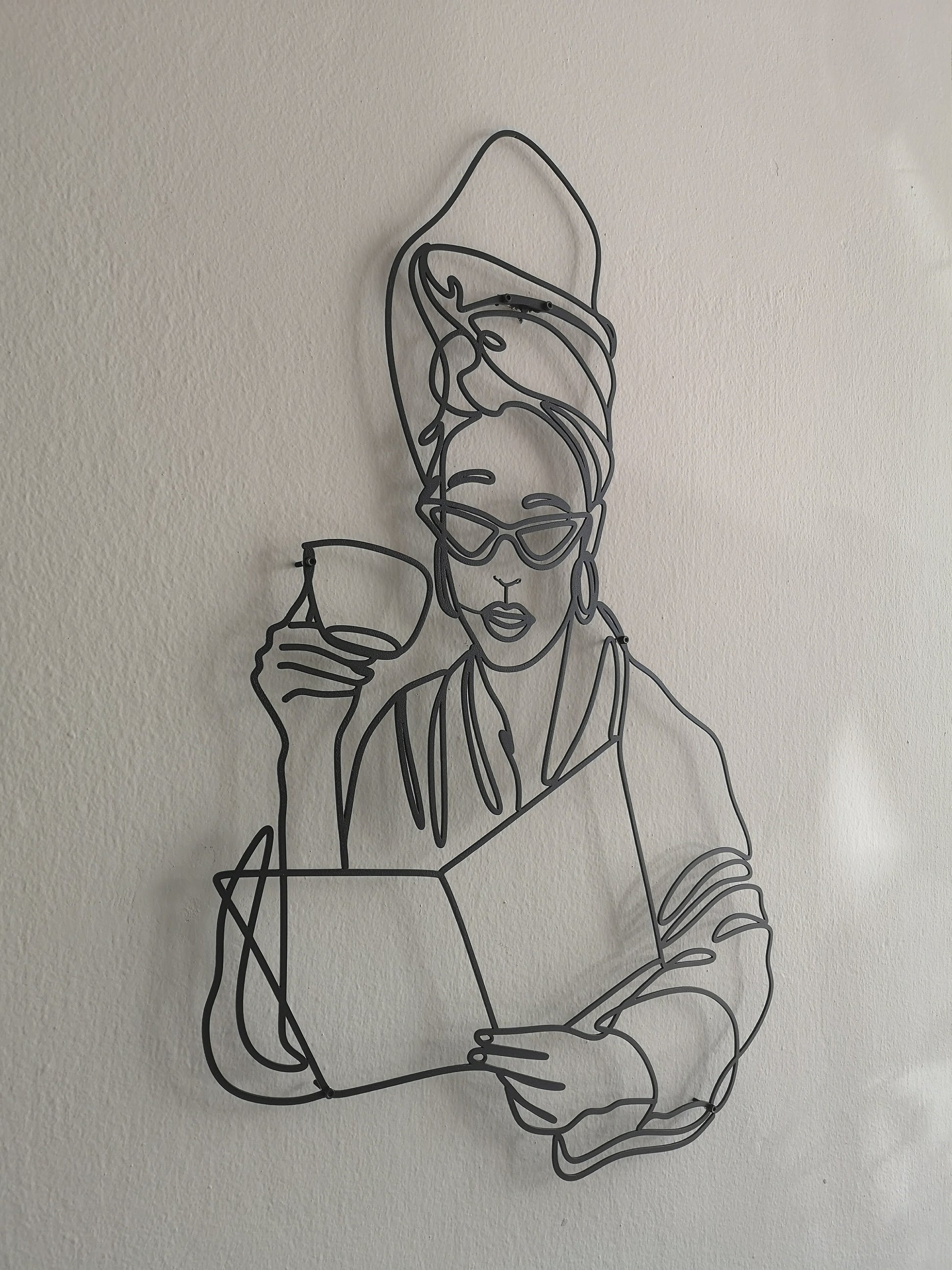 Bathroom Metal Wall Decor, Living Single Art, Minimal Woman Decor, Modern Living Room Decor, Line Art Woman, Gift For Her